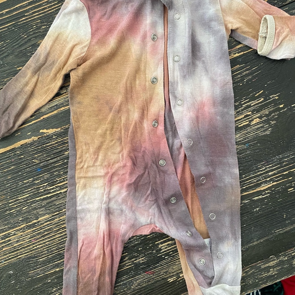 Cozy Kids Tie-Dye Footie in Brown and Purple
